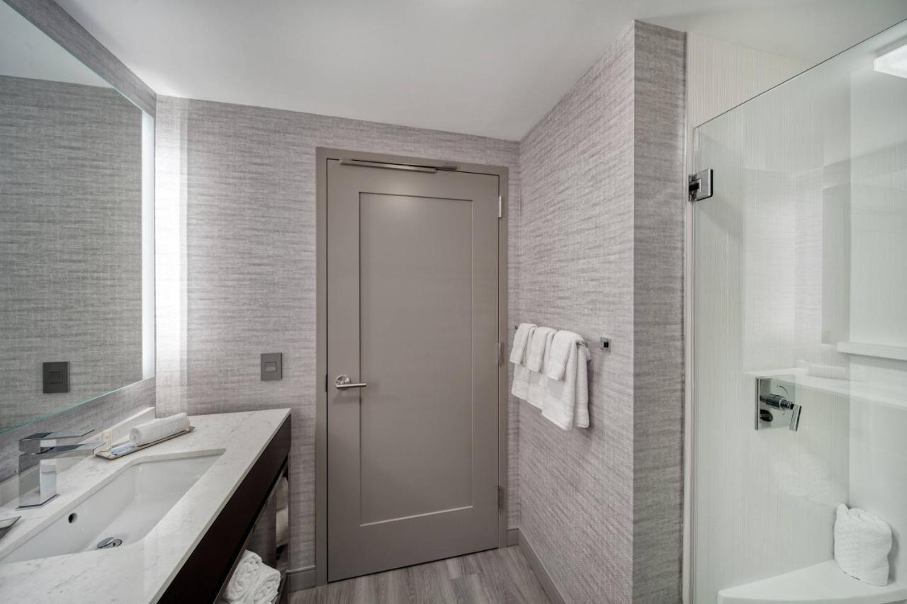 Fairfield Inn & Suites By Marriott Boston Уолтъм Екстериор снимка