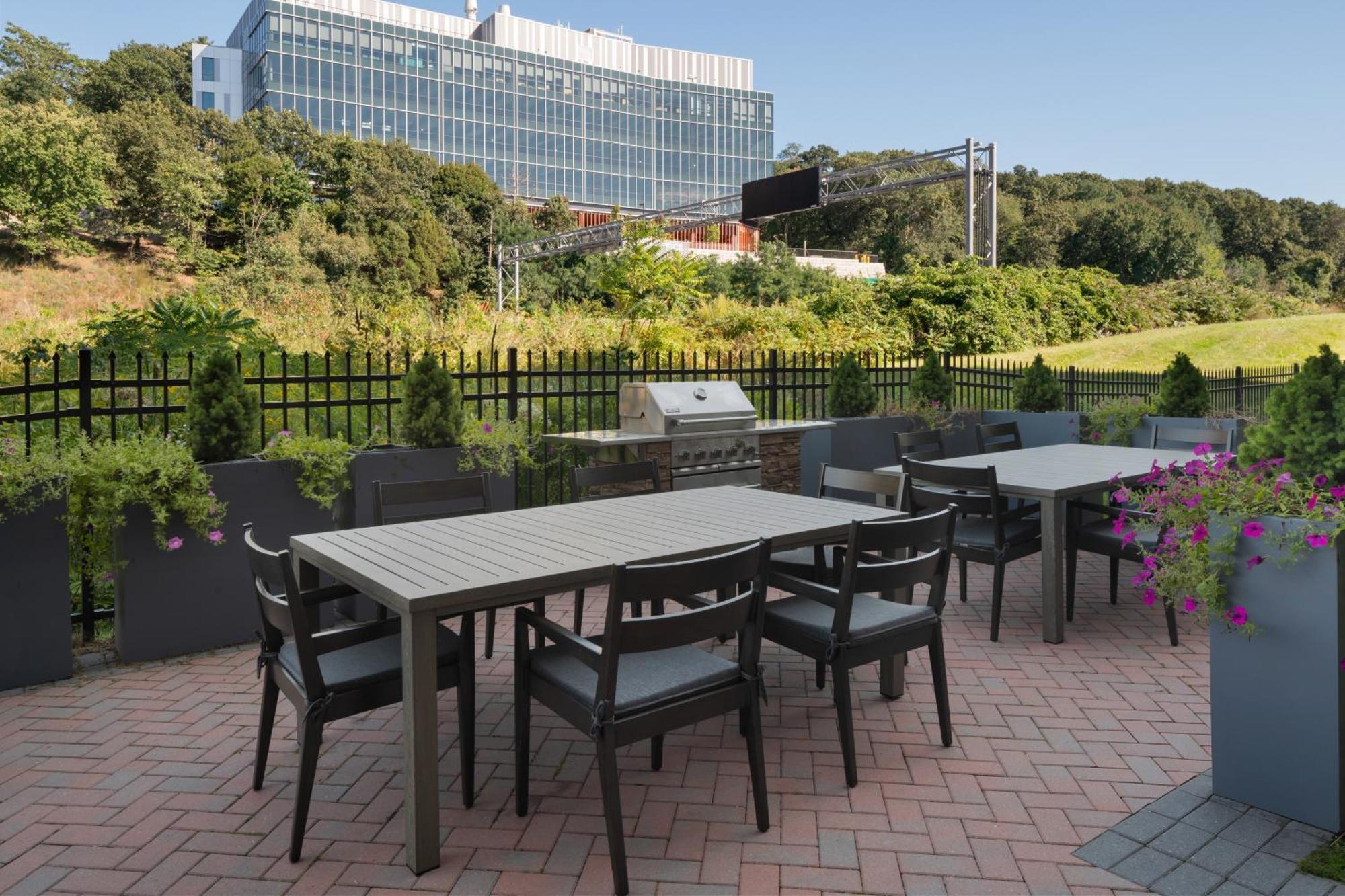 Fairfield Inn & Suites By Marriott Boston Уолтъм Екстериор снимка