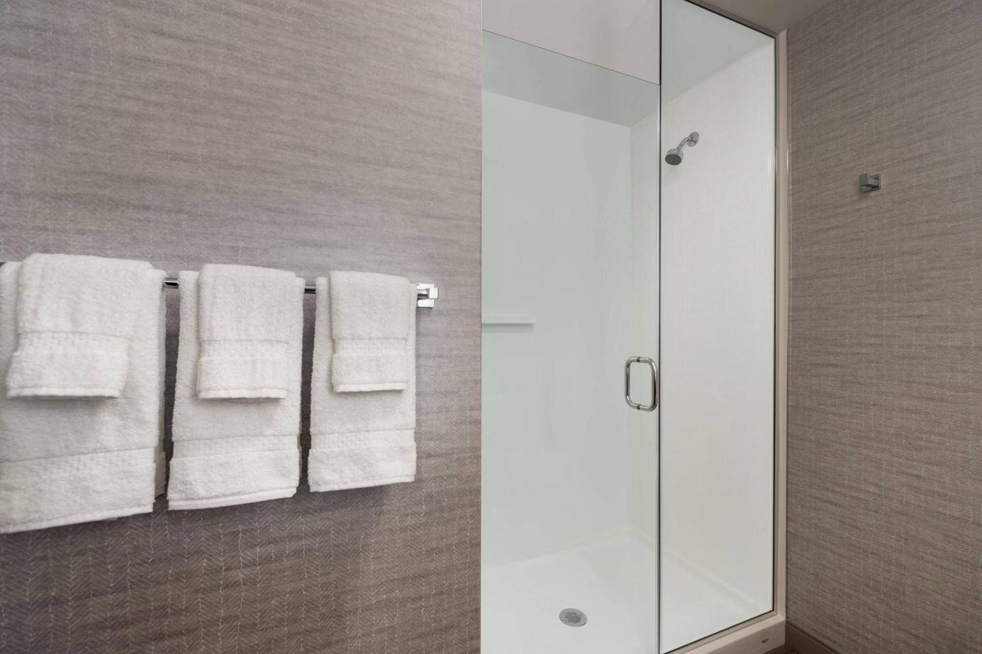 Fairfield Inn & Suites By Marriott Boston Уолтъм Екстериор снимка